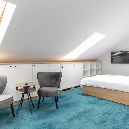 Aparthotel Esencja Warszawy Nowy Swiat Warsaw Exterior photo