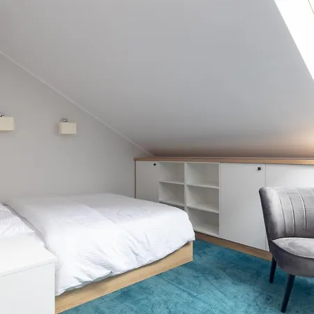 Aparthotel Esencja Warszawy Nowy Swiat Warsaw Exterior photo